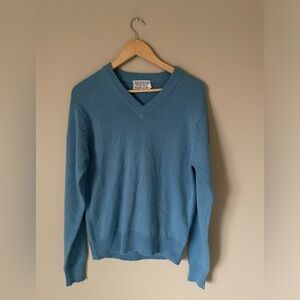Vintage Sears Men's Sky Blue V-Neck Sweater size 40